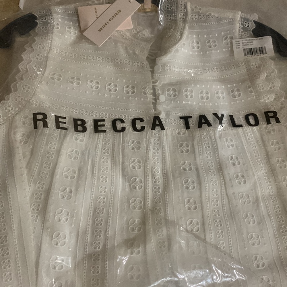 Geo Embroidery Dress - Picture 4 of 9